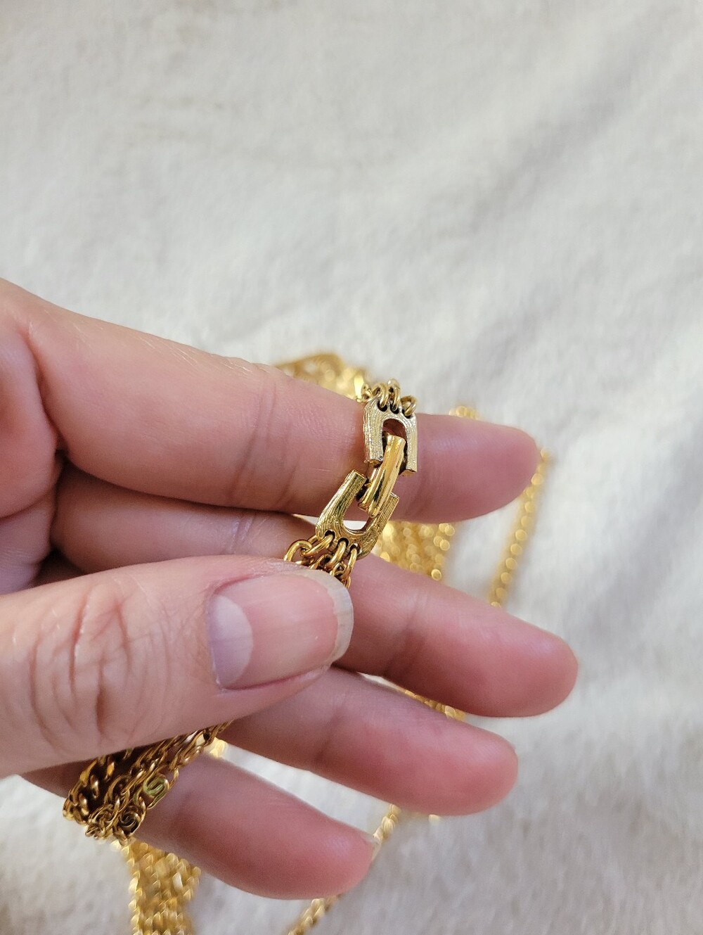 EUC Elegant 80s Boho VTG Gold Tone Layered Pendant Necklace - Picture 6 of 11